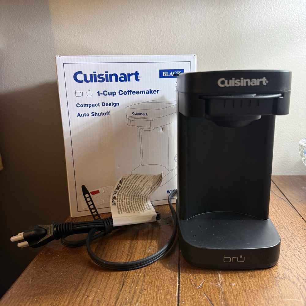Cuisinart Pod Coffee Machine 1-Cup Black Auto Shut-Off Model W1CM5X